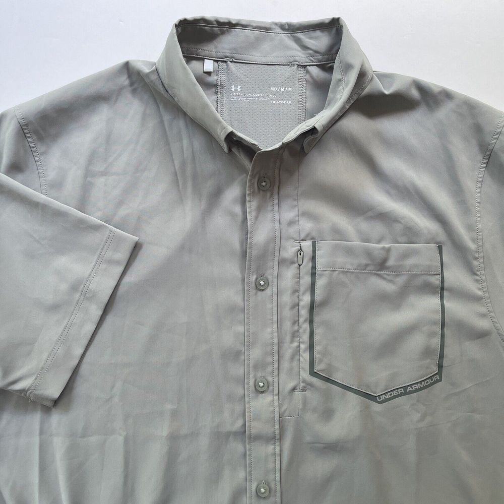 Under Armor Heat Gear Gray Short Sleeve Button Up Shirt‎ Mens M